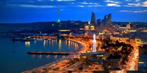Rusiyalı turistlər Bakıda gündə nə qədər pul xərcləyir?