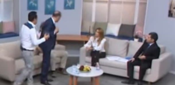 Nazim efirdə jurnalistlə hücum çəkdİ (VİDEO)