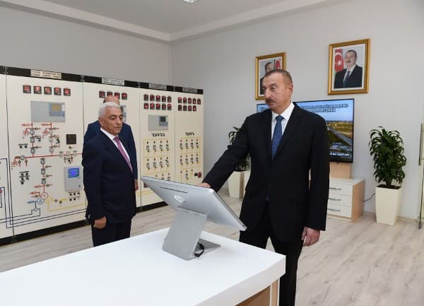Prezident Neftçalada açılışlar etdi (FOTOLAR)