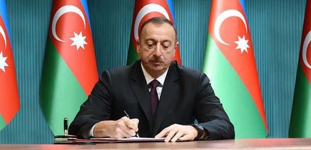 Prezident bu şəxsləri təltif etdi (SİYAHI)