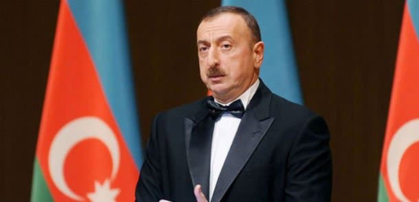 İlham Əliyevə qızıl medal verildi