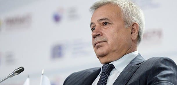 Azərbaycanlı milyarderin şirkəti "Forbes"in siyahısında birinci oldu