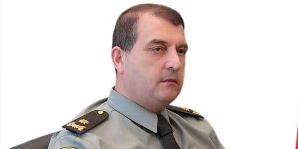 Məhbusların qaçmasına görə istintaqa cəlb edilən rəis hansı generalın qohumudur?