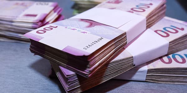 Eks-prezidentlərin və ailə üzvlərinin təminat xərcləri artırılır