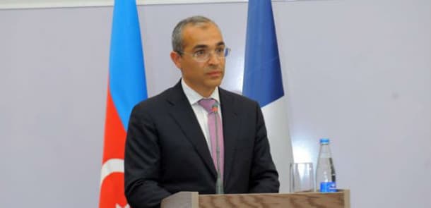 Nazir müəllimlərin orta aylıq maaşını açıqladı