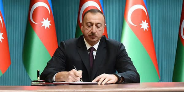 Prezident iki millət vəkili ilə bağlı sərəncam imzaladı