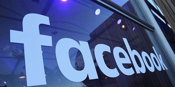 “Facebook” insanları dinləyir?