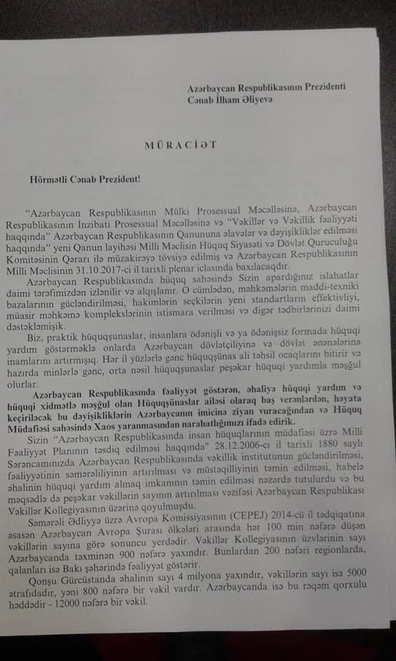 Hüquqşünaslar etiraz edirlər (FOTOLAR)