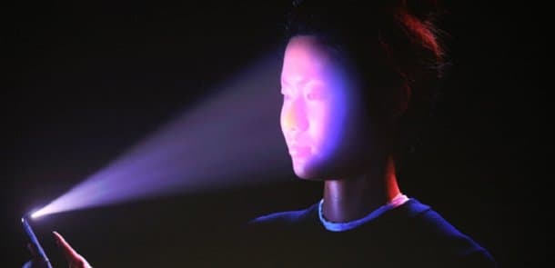 Bu şəxslər "Apple"ın "Face ID" texnologiyasından istifadə etməməlidir