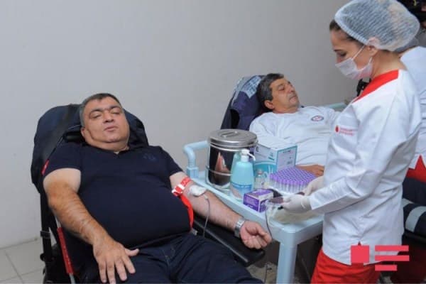 Şeyx oğlu ilə məsciddə... (FOTOLAR)