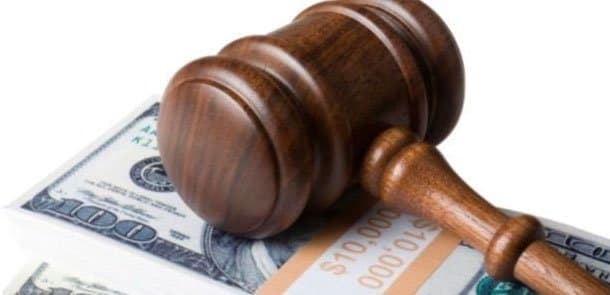 Dollar hərracda neçəyə oldu?