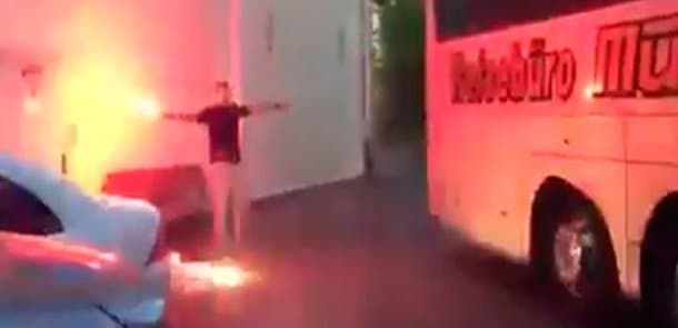 Millimizi Almaniyada cəmi 1 azarkeş qarşıladı (VİDEO)