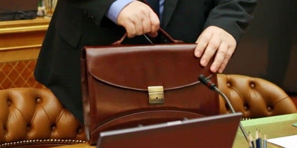 Cəlilabadda kuryoz təyinat: İmtahandan kəsildi, lakin yenə direktor oldu