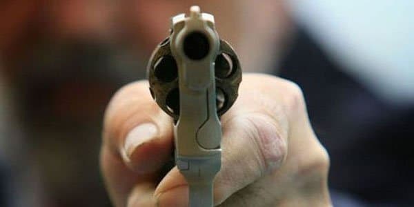 Rəis müavininin yaralanmasına səbəb olan silahlı insidentin təfərrüatı