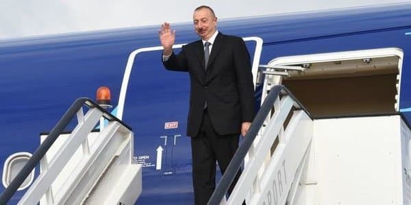 İlham Əliyevin Türkiyəyə səfəri başa çatdı
