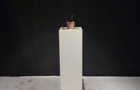 «Nə hərb, nə sülh» adlı sərgi keçirilib (FOTOLAR)