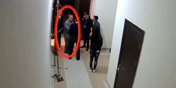 Bakıda saxta vergi müfəttişlərinin görüntüləri yayıldı (VİDEO)