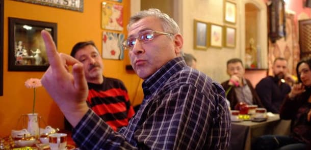 Azərbaycanlı alim: "Maaş azdırsa, balalama, ol subay kef elə"