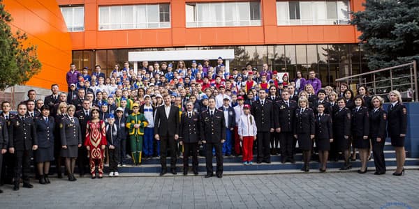 Azərbaycanın yol polisi komandası Rusiyada 1-ci oldu (FOTOLAR)