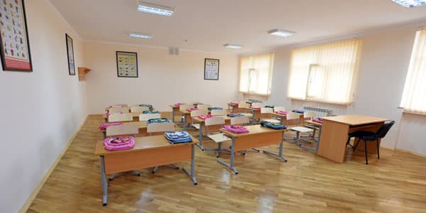Qalmaqallı məktəb direktoru həbs olunub