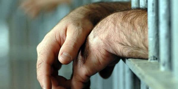 Eldar Mahmudovun əmisi oğlunun həbs oluma səbəbi