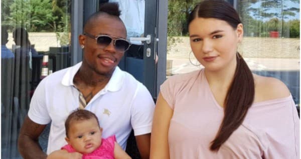 "Qarabağ"ın formasını qızının məzarına qoydu (FOTO)