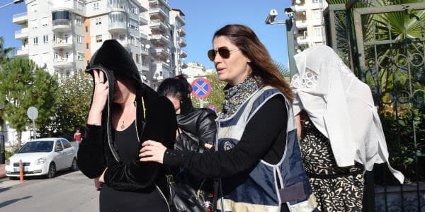 Türkiyədə əməliyyat: azərbaycanlı qadın saxlanıldı (FOTO/VİDEO)