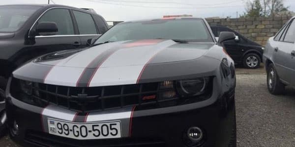 Yol polisi bahalı avtomobilləri cərimə meydançasına saldı (FOTOLAR)