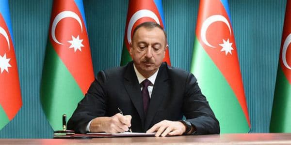 Prezident neft sənayesi işçilərini təltif etdi (SİYAHI)