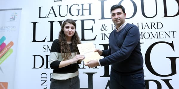 Rəşad Məmmədov: “Gələcəkdə məzunları yerli və xarici bazardan məlumatlı marketoloqlarla görüşdürəcəyik” (MÜSAHİBƏ)