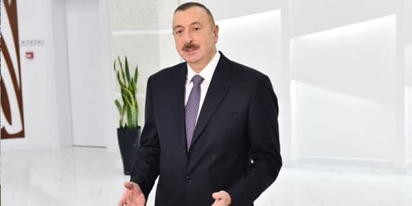 İlham Əliyev: "İnsanları narahat edən məsələləri həll etməliyik"