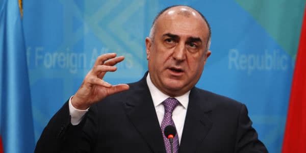 Elmar Məmmədyarov: "Bir-birimizi aldatmağımız yetər"