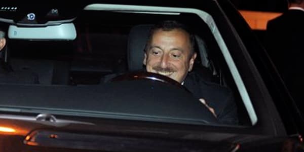 QALMAQAL: Prezident və nazirlər haqda gizli məlumatlar internetdə (FOTOFAKT)