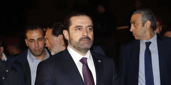 Həriri istefasını təxirə saldı