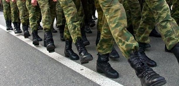 Düşmən ordusunda dava: yaralılar var