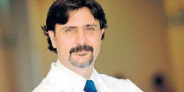 Türkiyəli professor azərbaycanlı biznesmenin qulağını açdı