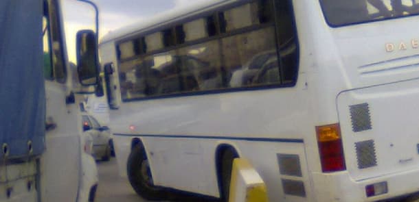 Bakıda sərnişin avtobusu faciədən döndü