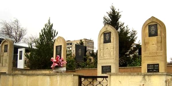 Azərbaycanda məzar yerləri pulsuz olacaq