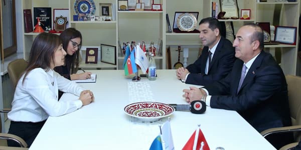 Çavuşoğlu Beynəlxalq Türk Mədəniyyəti və İrsi Fondunu ziyarət edib