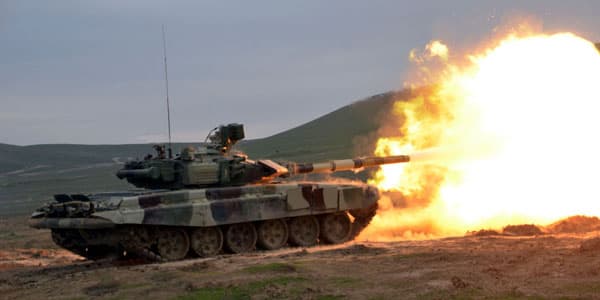 Tank bölmələri döyüş atışlarına başladı (FOTO/VİDEO)
