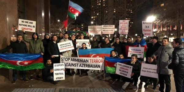 Azərbaycanlılar ABŞ-da ermənilərə etiraz etdi (FOTO/VİDEO)