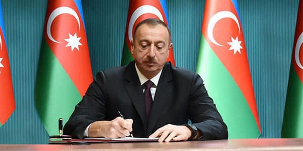 İlham Əliyev 2 naziri işdən çıxartdı - Yeni təyinat