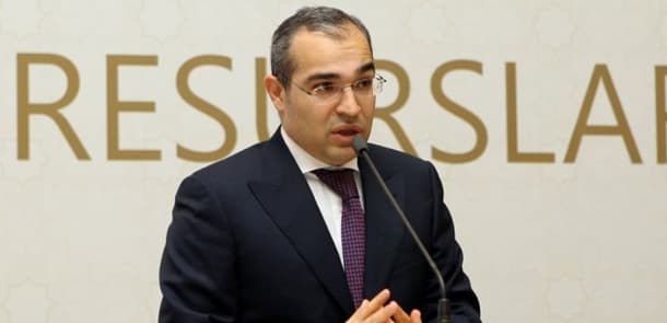 Yeni nazir kollektivə təqdim olundu
