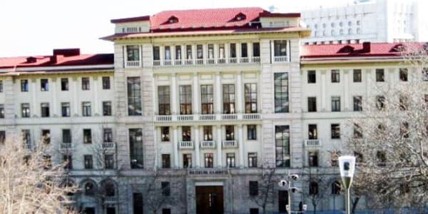 Hökumət üzvlərinin stajı: kim hansı postda neçə ildir çalışır?