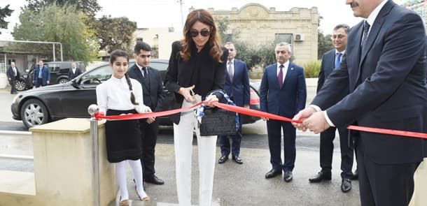 Mehriban Əliyeva Mədəniyyət Mərkəzinin açılışında (FOTOLAR)