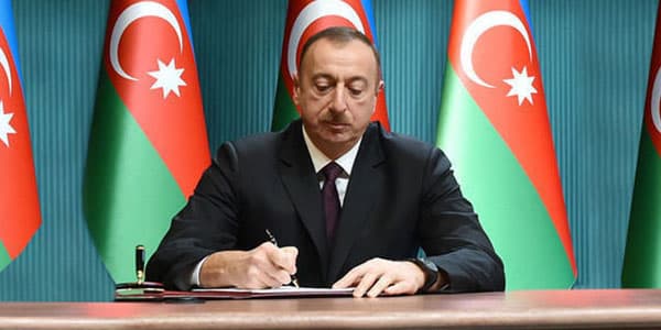 Prezident bu şəxsləri təltif etdi (SİYAHI)