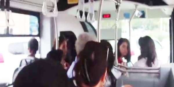 Bakıda qəribə mənzərə: Sərnişinlər ayaqüstə, it oturacaqda… (VİDEO)
