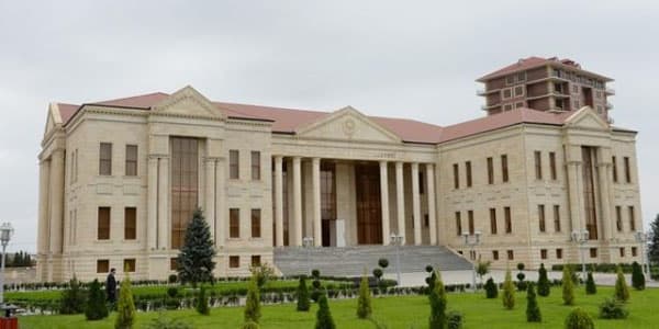 İşdən çıxan başçının birinci müavini istefa verdi