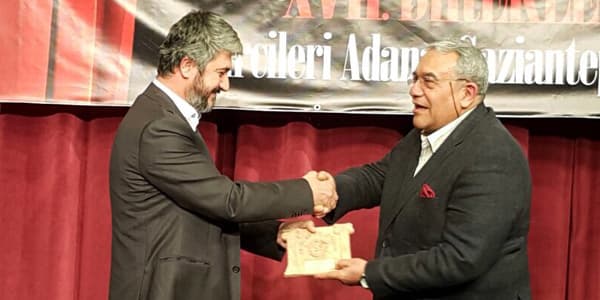 Cahangir Novruzov Türkiyədə ən yaxşı teatr rejissoru seçildi