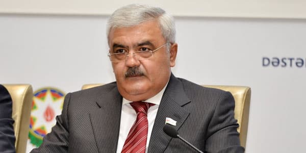 Rövnəq Abdullayev: "Stadion adlarını satacağıq"